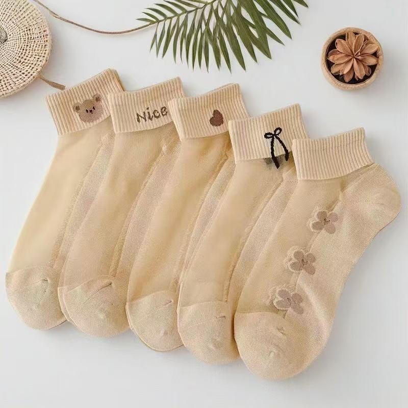 Embroidery On Socks - Женские прозрачные носки-невидимки из ледяного шелка