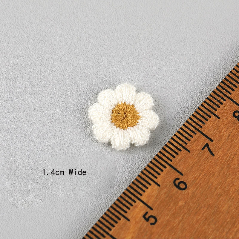 10 шт., нашивки с цветочной вы – обзор и цена Embroidery Letter M